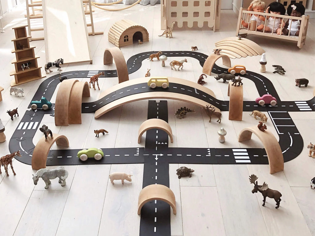 The original flexible toy road. Indoor outdoor use, multi terraine, Dutch design 100% made in Europe for a life time of fun